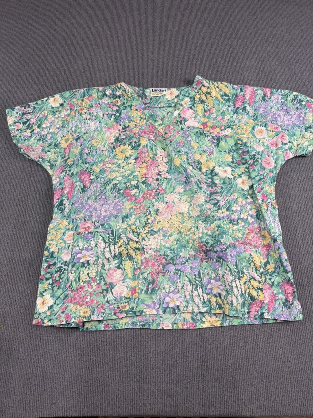 Landau Floral Print Scrub Top Short Sleeve V-Neck XL Multicolor